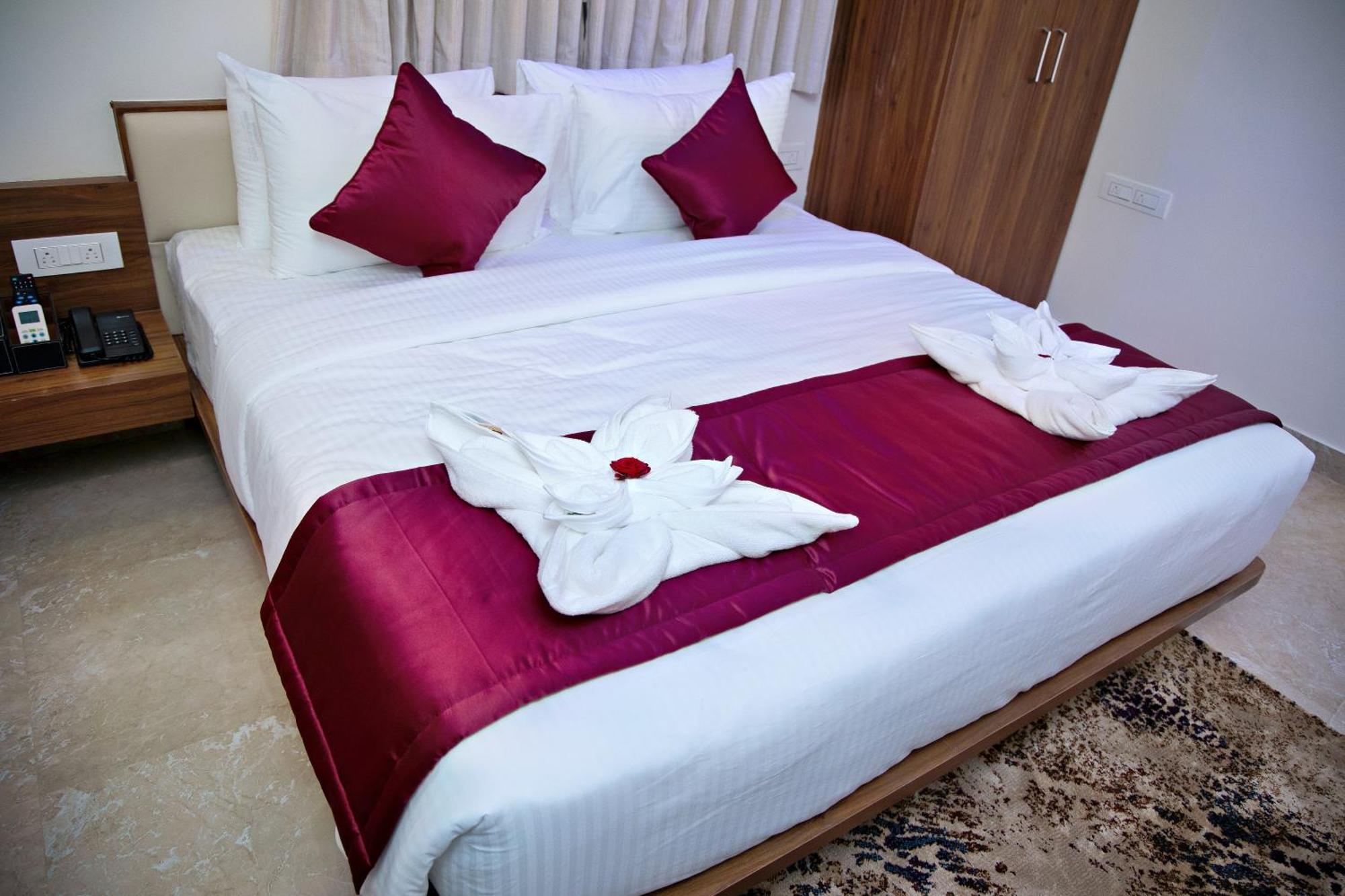 Villa Grand Hotel Near Kempegowda International Airport Devanahalli ภายนอก รูปภาพ
